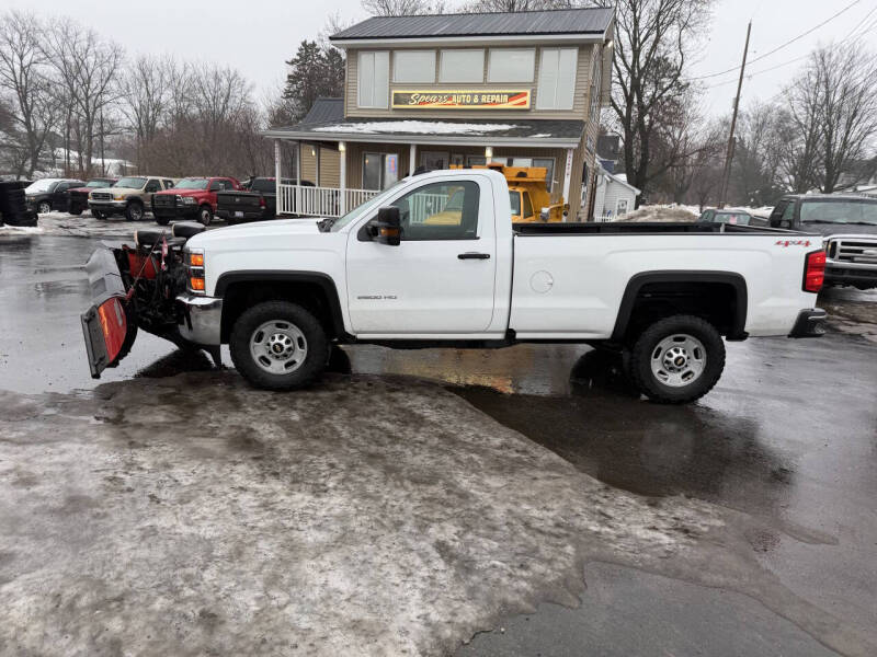 2017 Chevrolet Silverado 2500HD Work Truck's photo