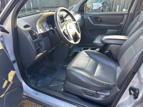 2004 Ford Escape XLT