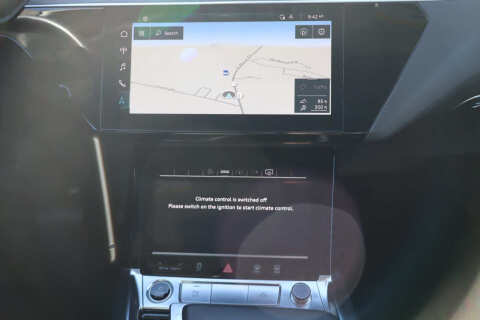 2021 Audi e-tron quattro Premium Plus