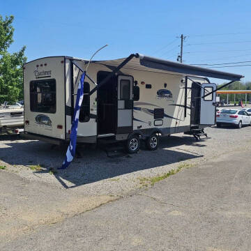 2015 Coachmen RV Freedom Express