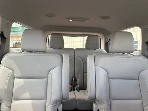 2017 GMC Acadia SLT-1