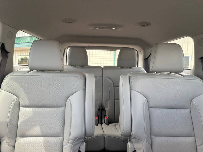 2017 GMC Acadia SLT-1