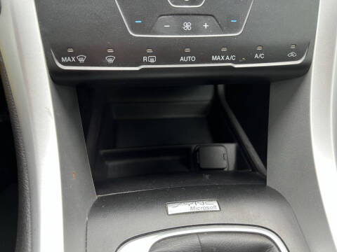 2014 Ford Fusion Hybrid SE