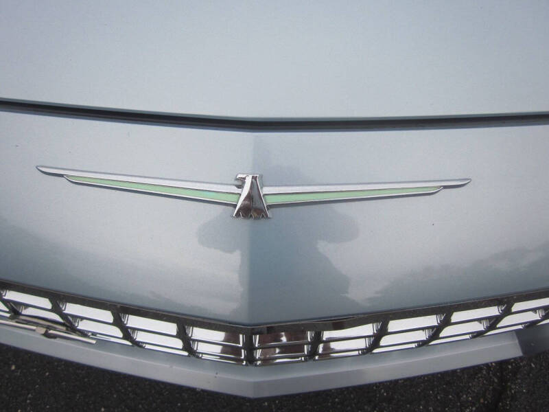 2004 Ford Thunderbird Deluxe
