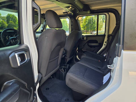 2023 Jeep Gladiator Sport S