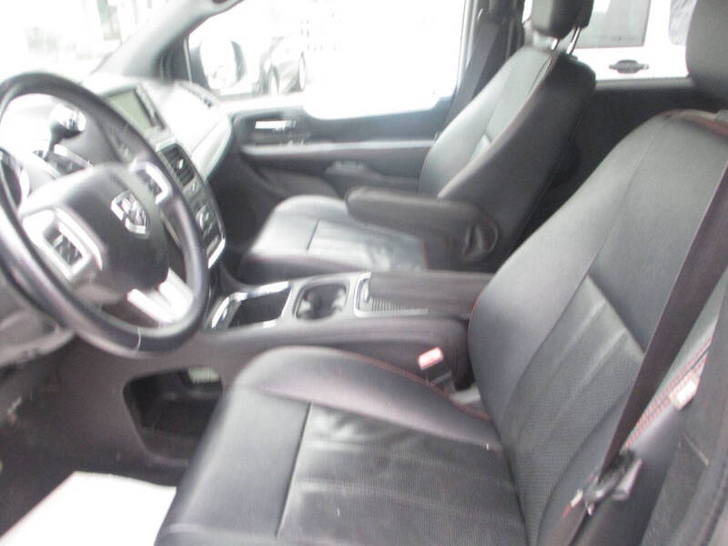 2016 Dodge Grand Caravan R/T