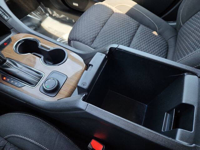 2017 GMC Acadia SLE-2