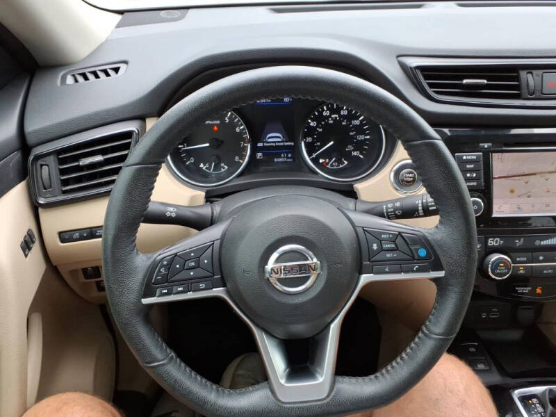 2020 Nissan Rogue SV