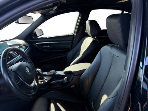 2017 BMW 3 Series 330i