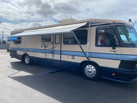 1989 Monaco Crown Royal for sale at Dorn Brothers Truck and Auto Sales in Salem OR