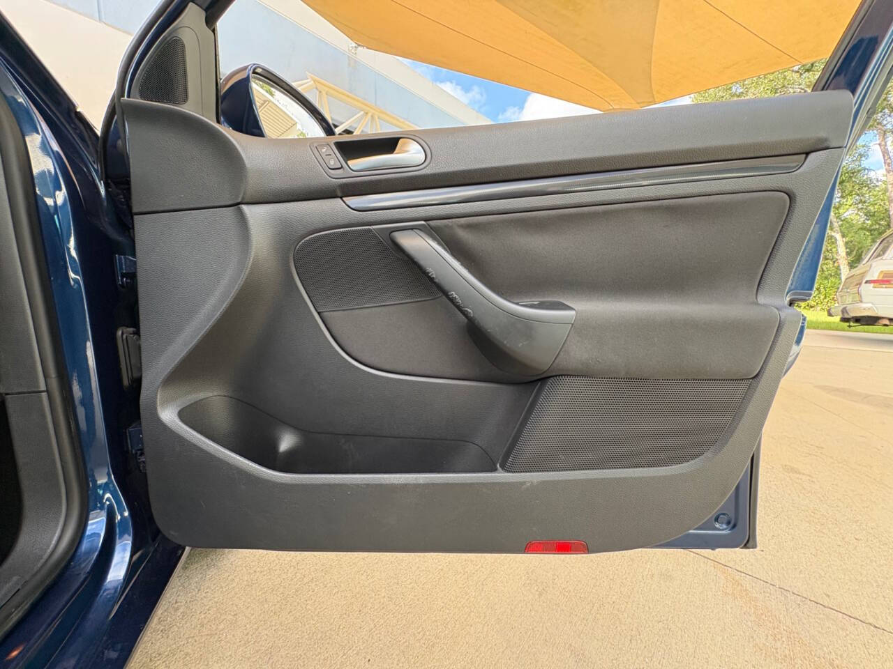 2012 Volkswagen Jetta 33