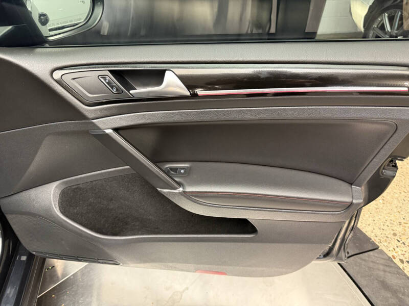 2017 Volkswagen Golf GTI Autobahn