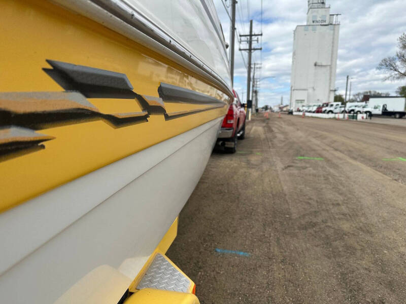 2006 EBBTIDE 2400SS