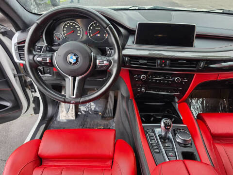 2017 BMW X6 M