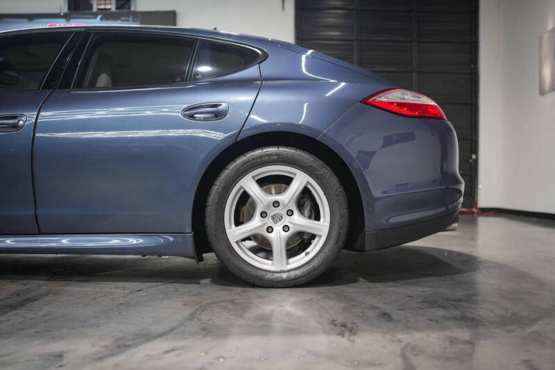 2011 Porsche Panamera
