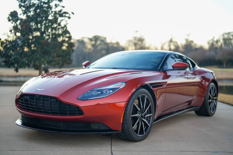 2017 Aston Martin DB11