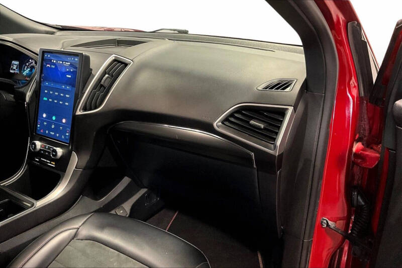 2024 Ford Edge ST-Line