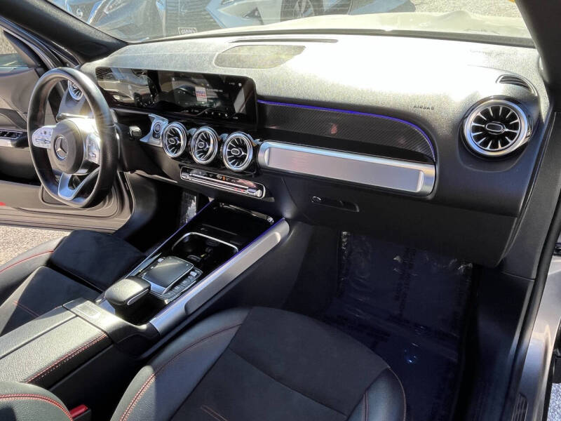 2022 Mercedes-Benz GLB GLB 250