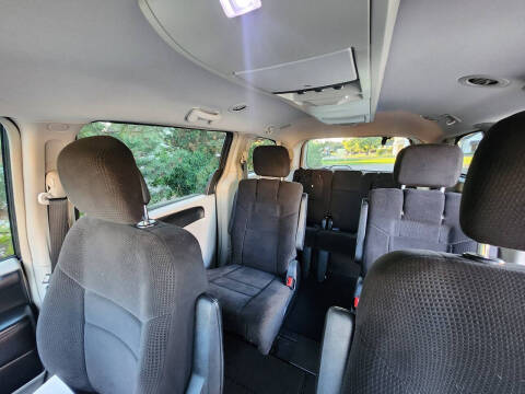 2014 Dodge Grand Caravan SE