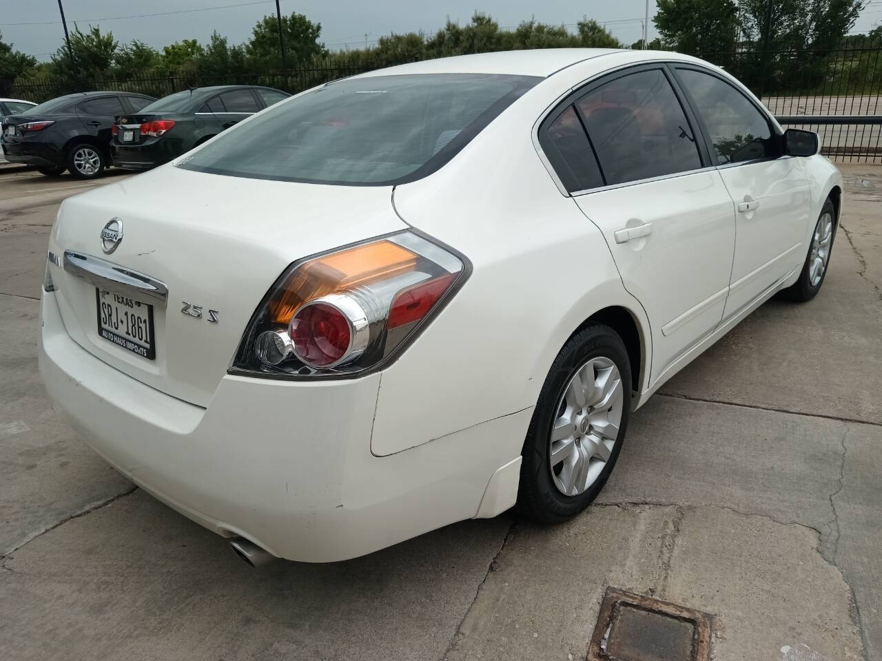 2012 Nissan Altima for sale at Auto Haus Imports in Grand Prairie, TX