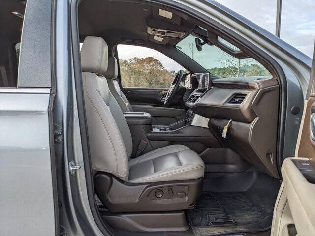 2022 Chevrolet Suburban LT