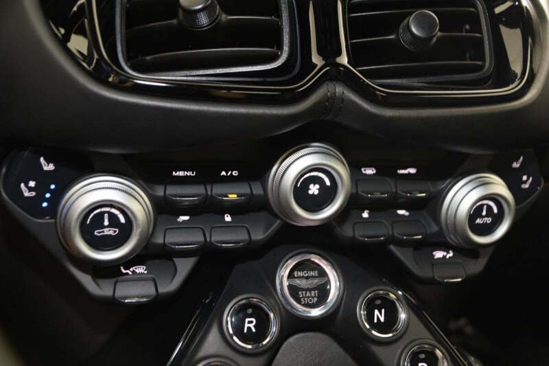 2019 Aston Martin Vantage