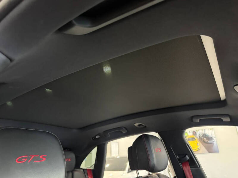2017 Porsche Macan GTS