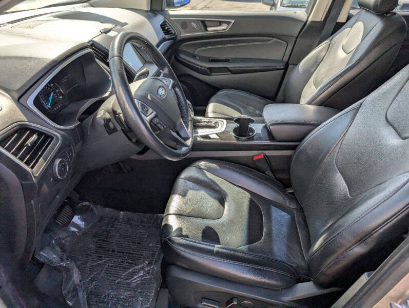 2017 Ford Edge Titanium