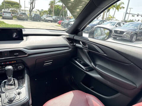 2023 Mazda CX-9 Carbon Edition