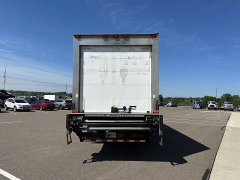 2020 Freightliner M2 106