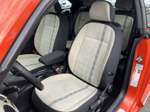 2018 Volkswagen Beetle 2.0T Coast