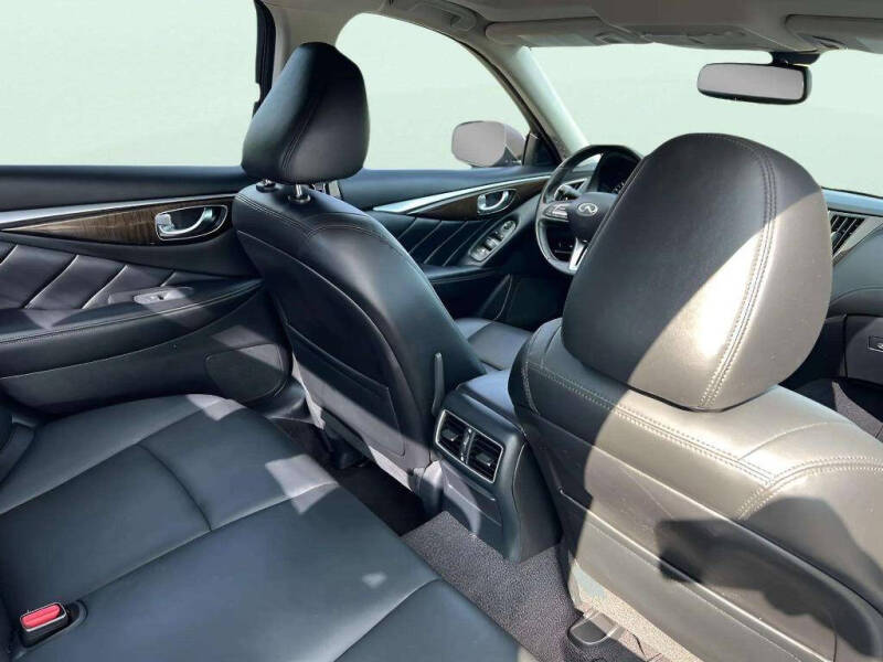 2018 Infiniti Q50 3.0T Luxe