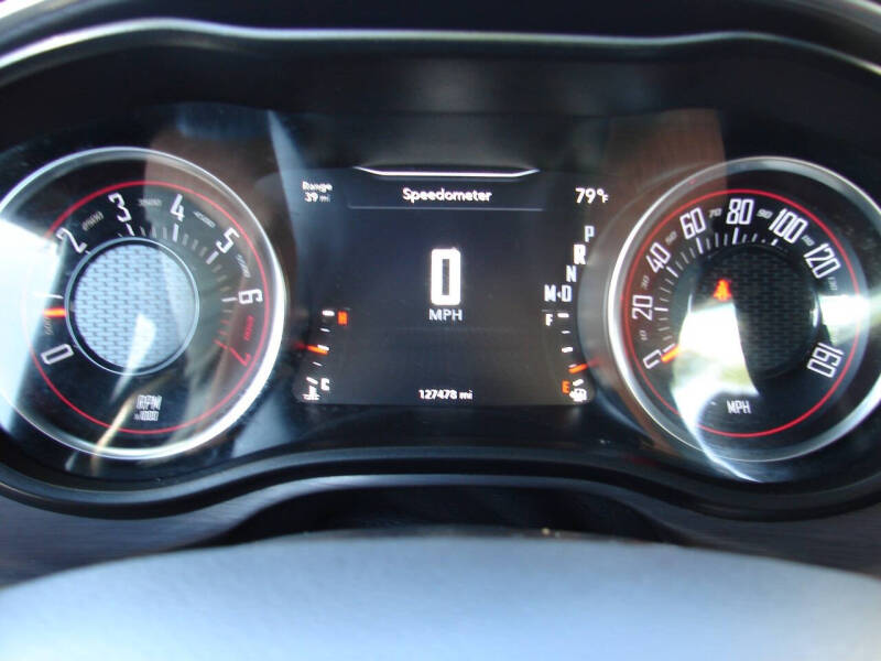 2017 Dodge Challenger SXT