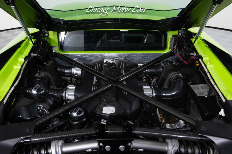 2016 Lamborghini Aventador LP 750-4 SV