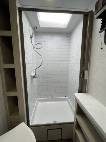 2025 Bontrager Outdoors 21 BH