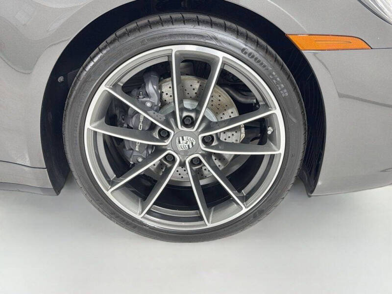 2022 Porsche 911