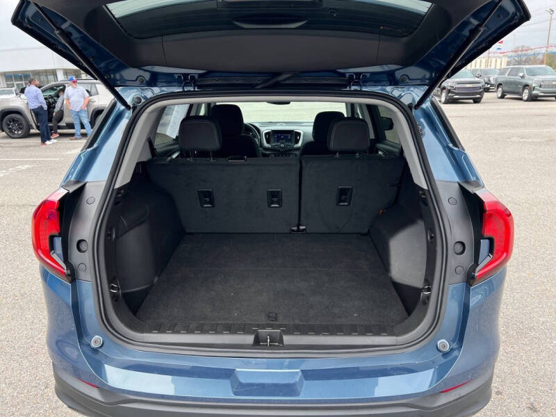 2024 GMC Terrain SLE