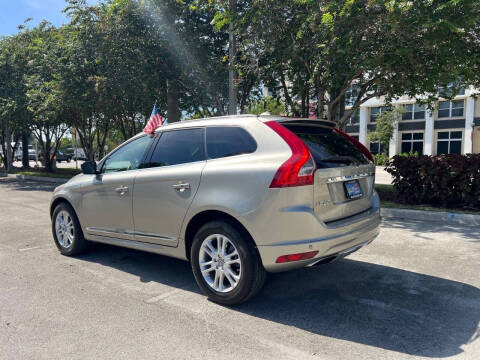 2015 Volvo XC60 T5 Drive-E Premier