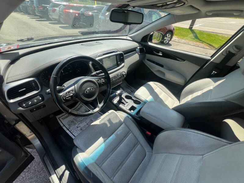2017 Kia Sorento SX V6