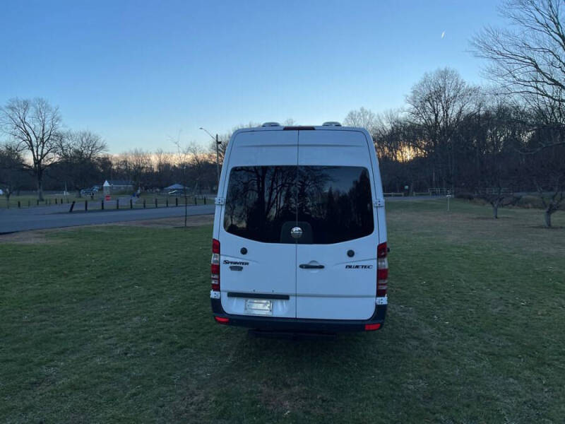 2011 Freightliner Sprinter 2500
