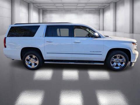 2017 Chevrolet Suburban LT