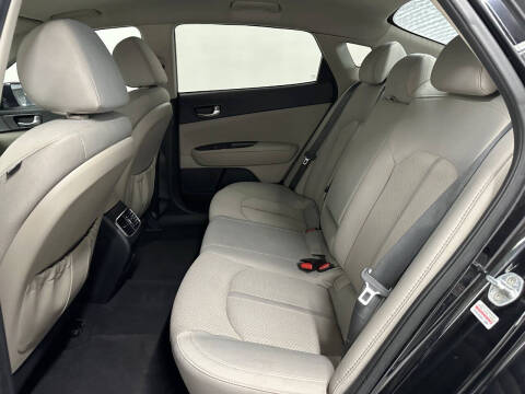 2017 Kia Optima LX Turbo