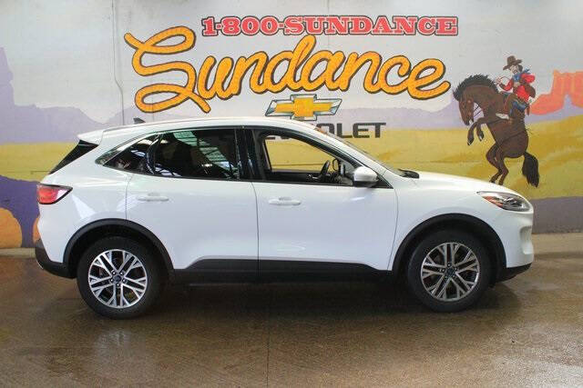 2022 Ford Escape for sale at Sundance Chevrolet in Grand Ledge MI