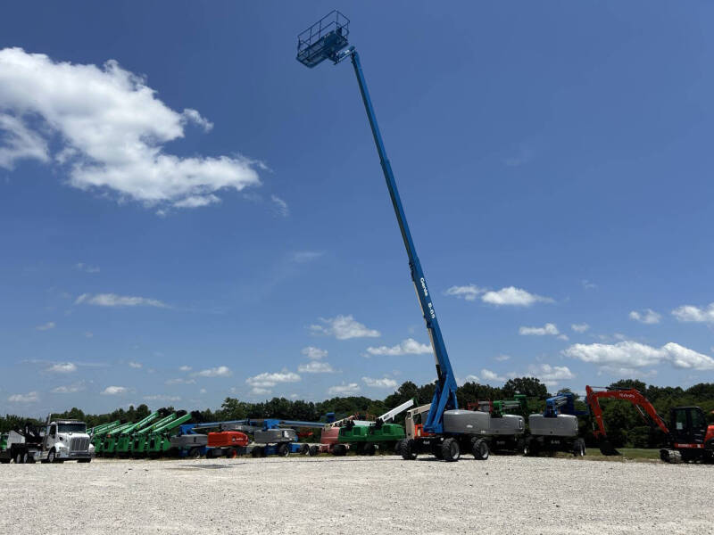 2017 Genie 65' Manlift