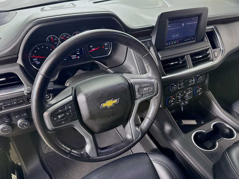 2022 Chevrolet Suburban LS