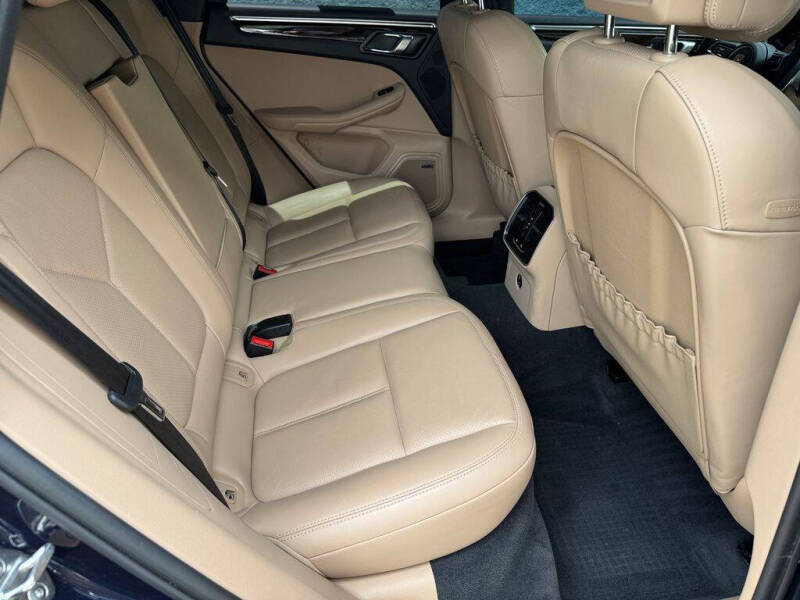 2023 Porsche Macan