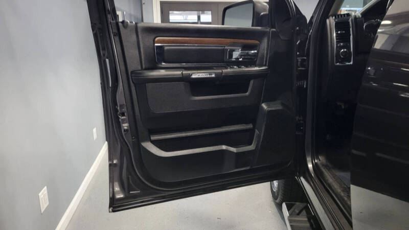 2017 RAM 1500 Laramie