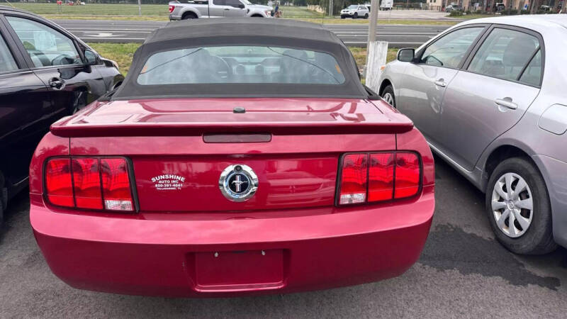 2008 Ford Mustang Premium photo 26