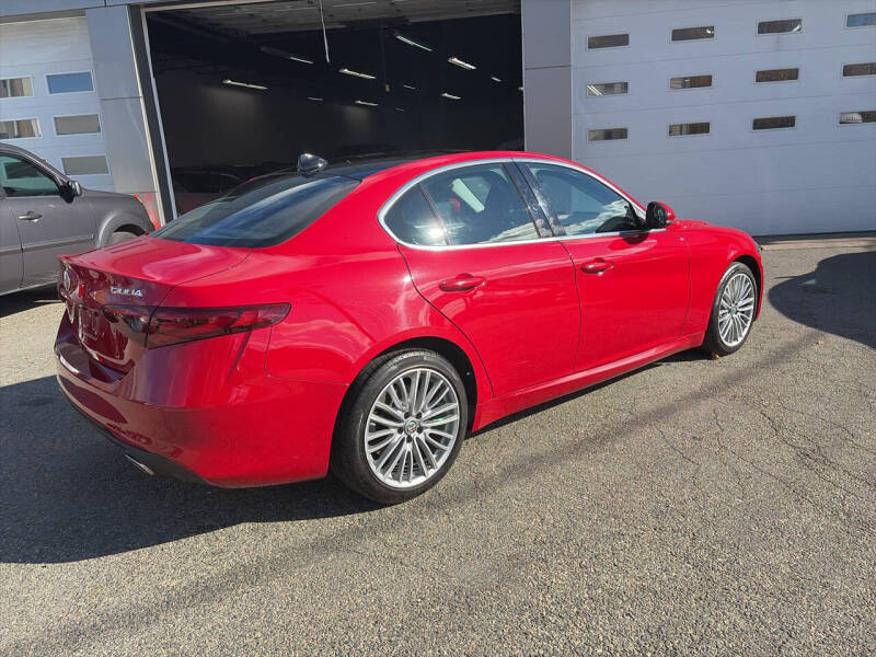 2017 Alfa Romeo Giulia Ti