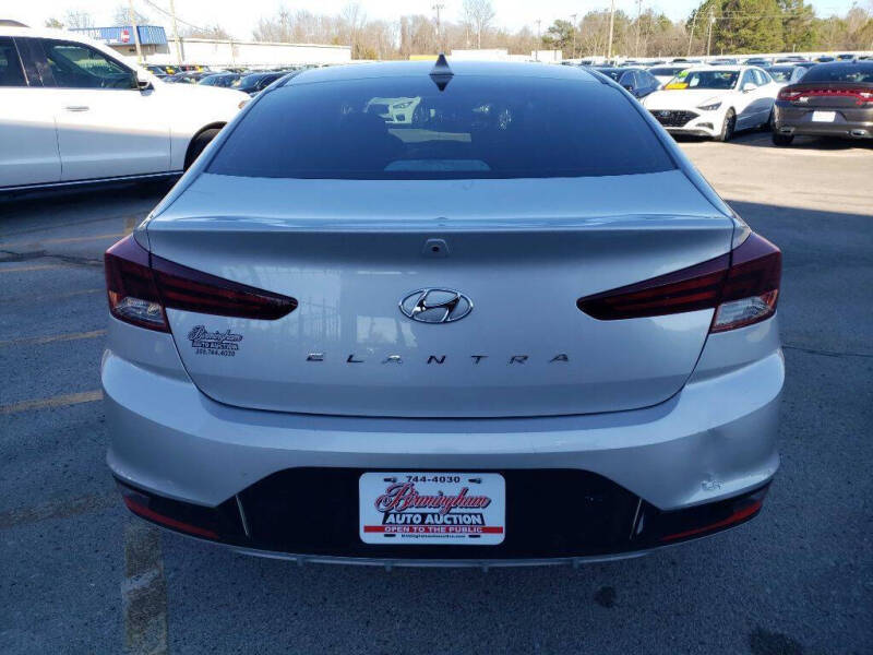 2020 Hyundai Elantra
